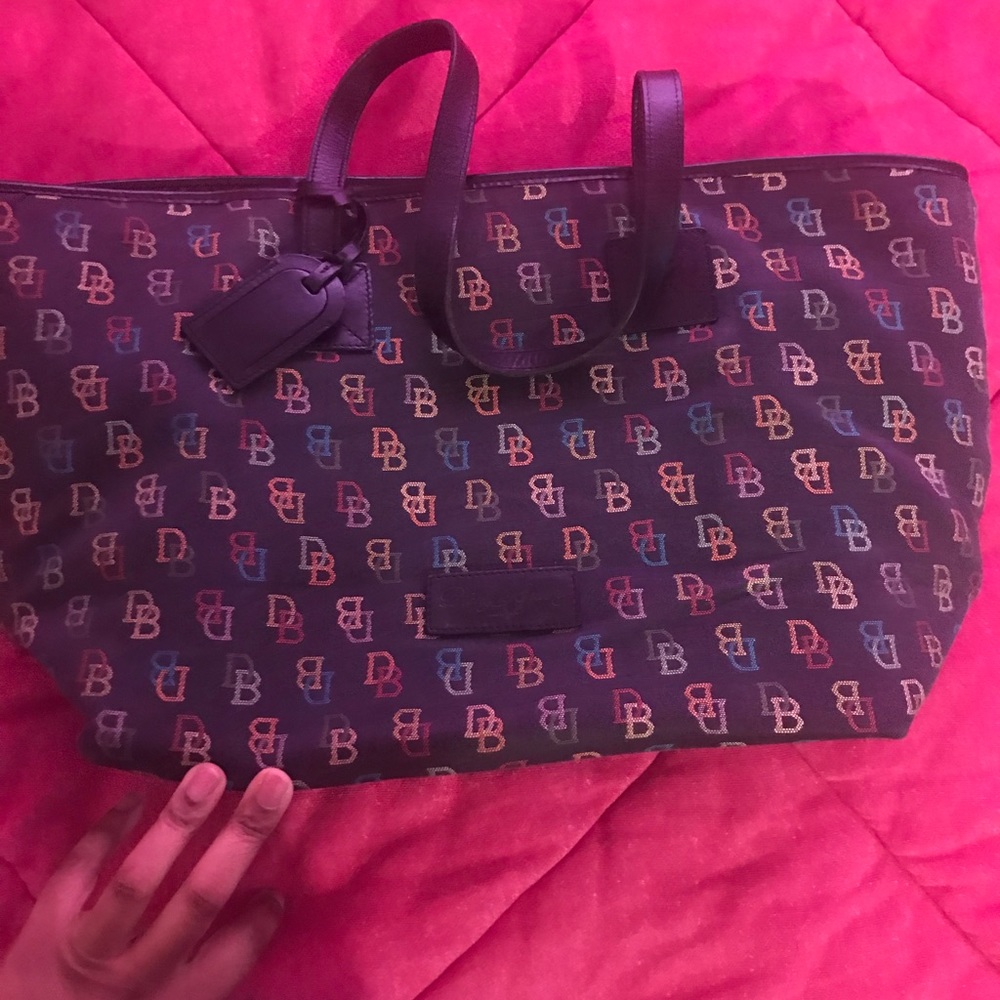 Authentic Dooney & Bourke Tote